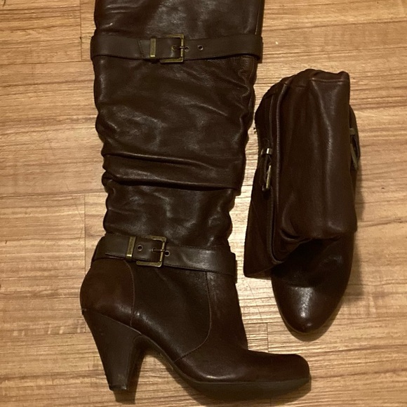 Gorgeous Jessica Simpson Boots - Picture 2 of 6